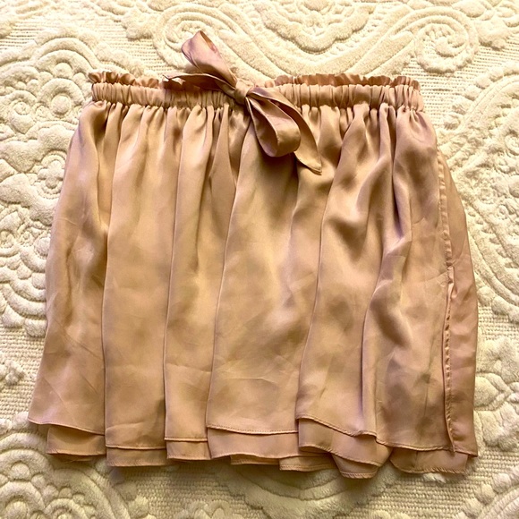 Talula pink satin skirt - Picture 1 of 8